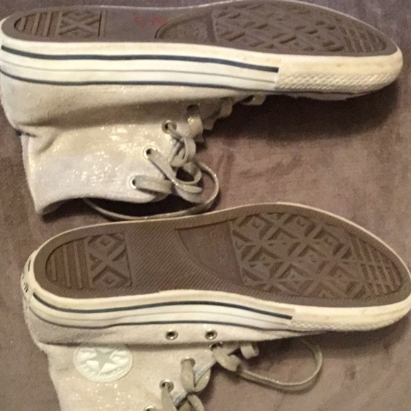 CONVERSE ALL STARS WOMEN’S SIZE SIZE 4. SPARKLY TAN - Picture 4 of 9